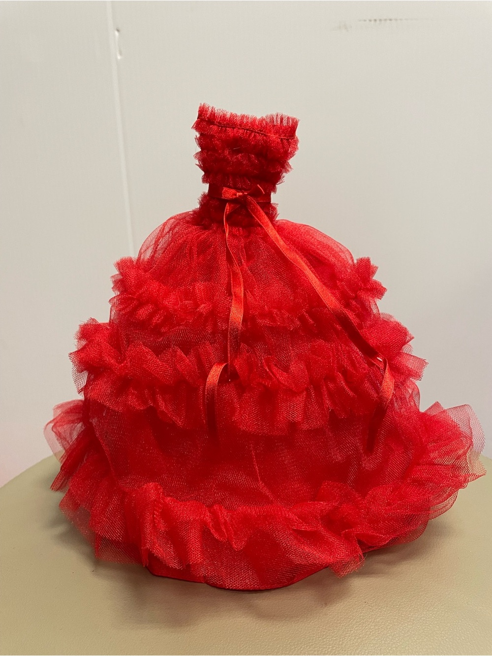 2018 HOLIDAY BARBIE DRESS